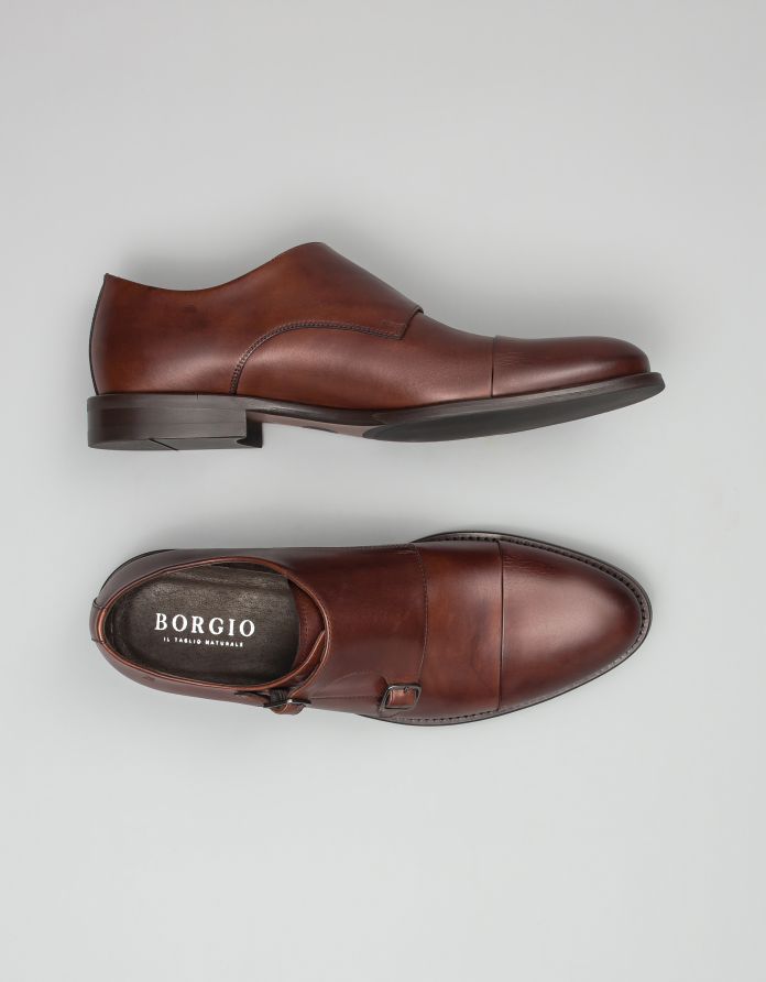 Jasnobrązowe buty monki skórzane p001