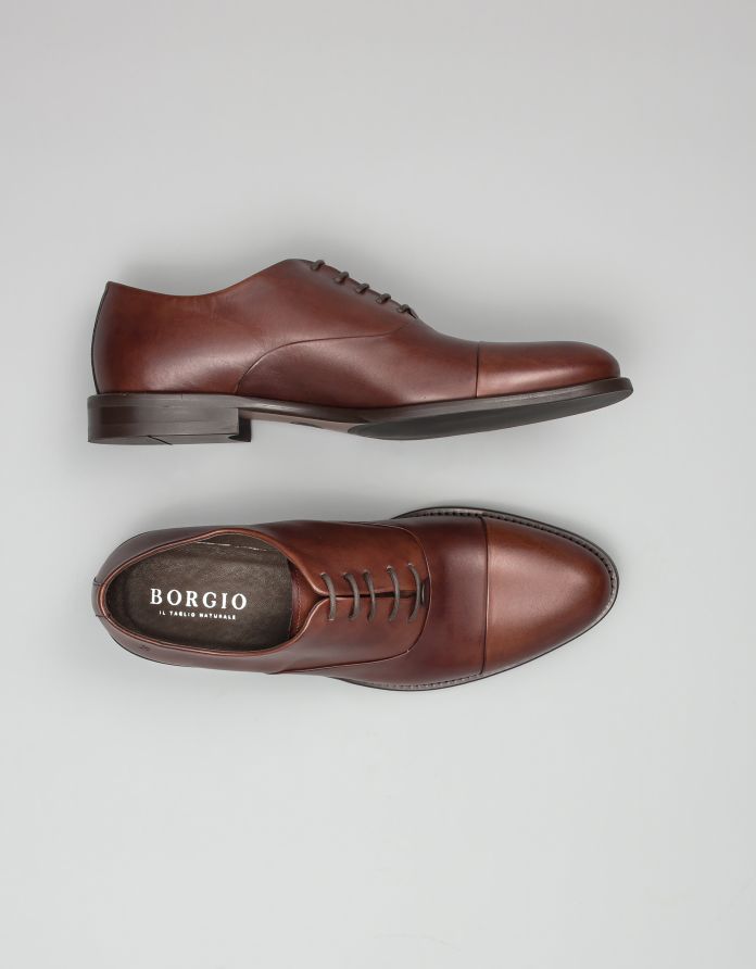 Jasnobrązowe buty oxfordy skórzane p002