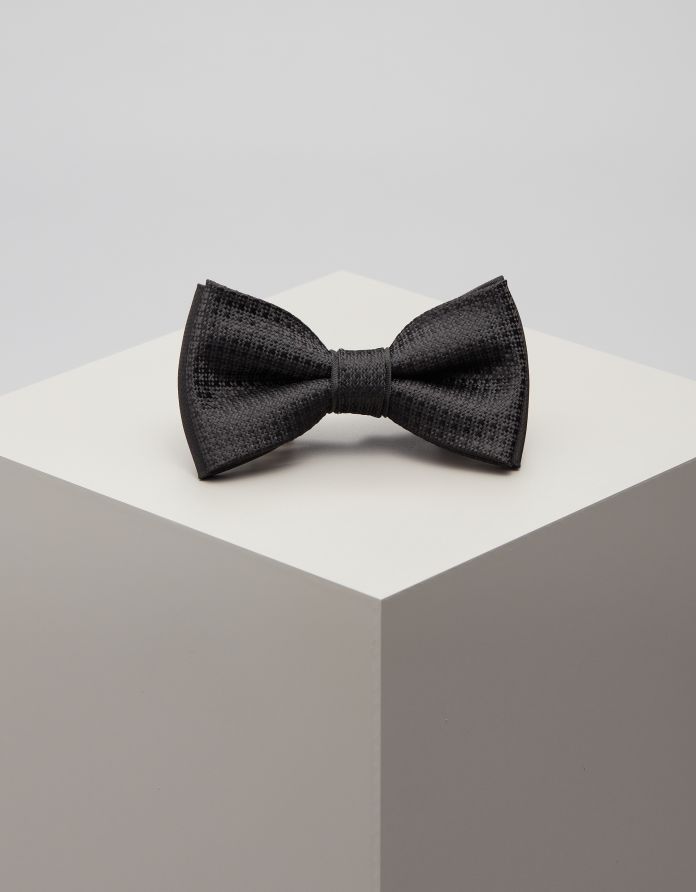 mucha classico czarny mikrowzór 0020