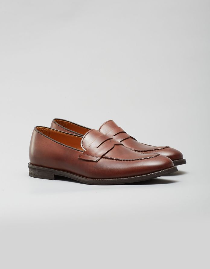 Brązowe buty penny loafers zamszowe p308