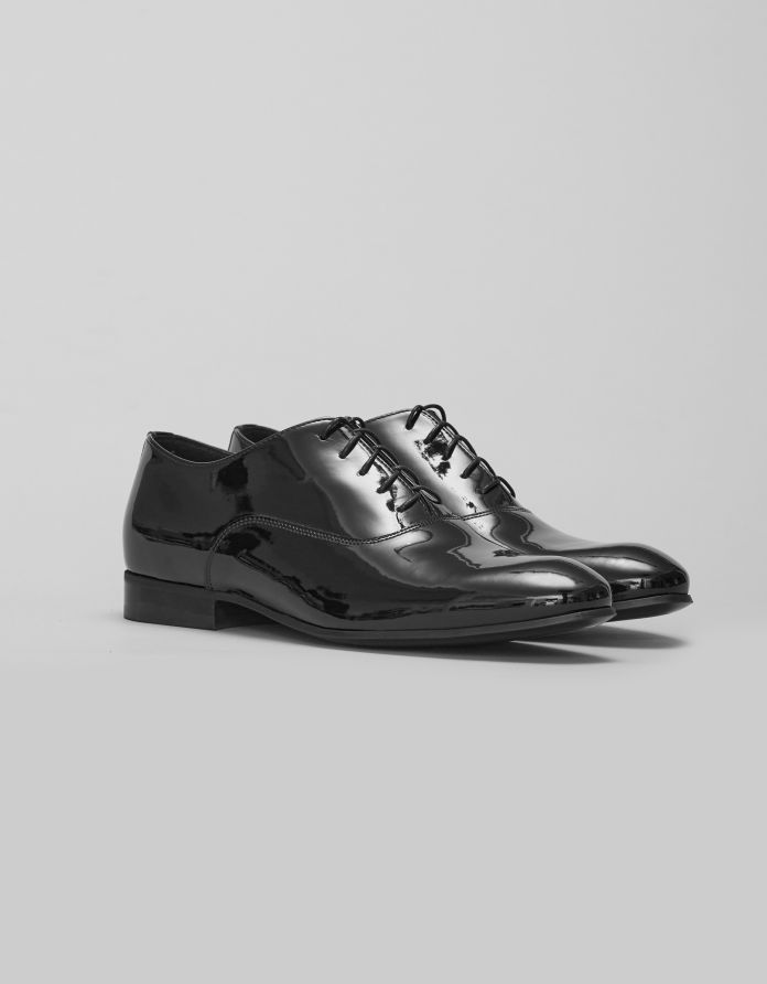 Czarne buty lakierki skórzane d006