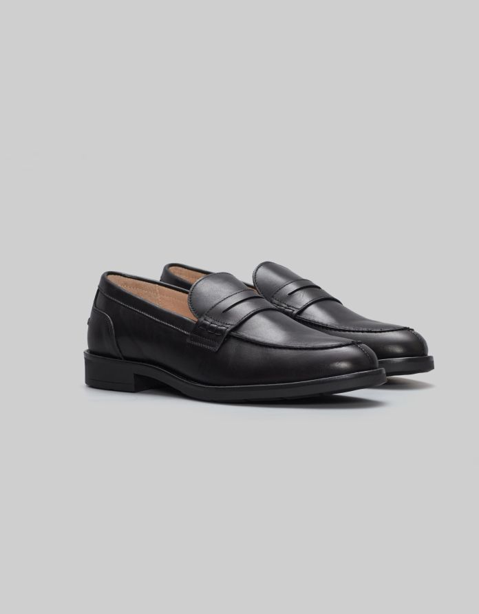 Czarne buty penny loafers skórzane f308