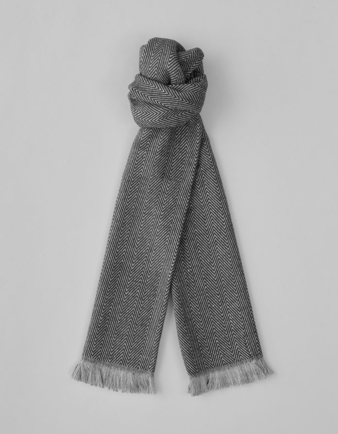 szalik eupilio szary