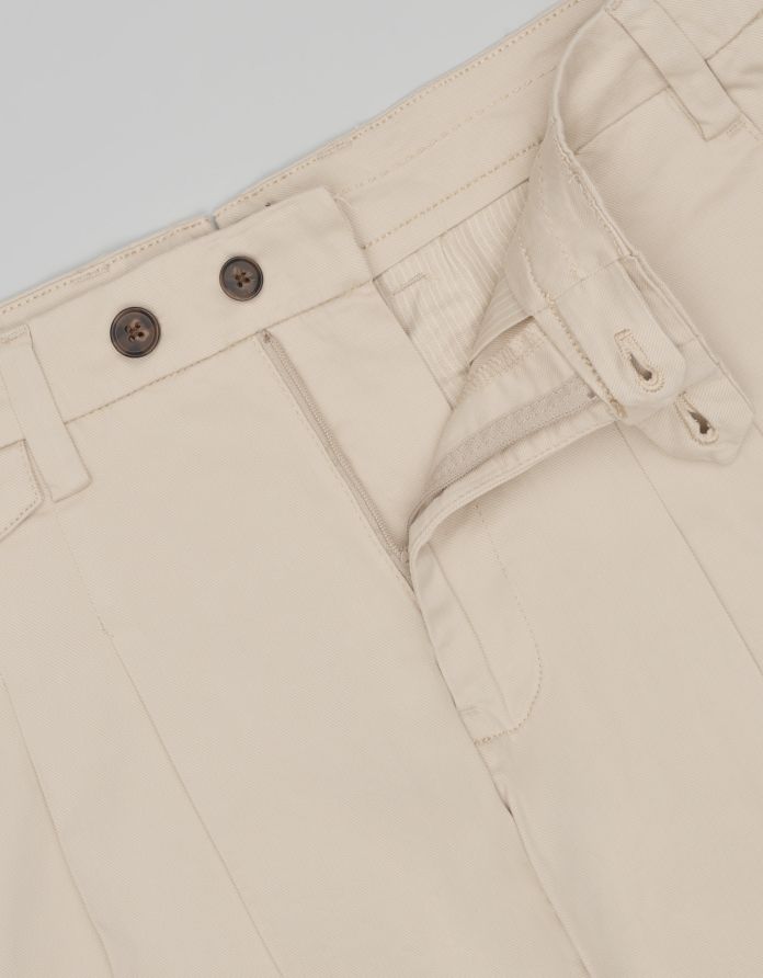 krótkie spodenki szorty tavullia beżowe slim fit