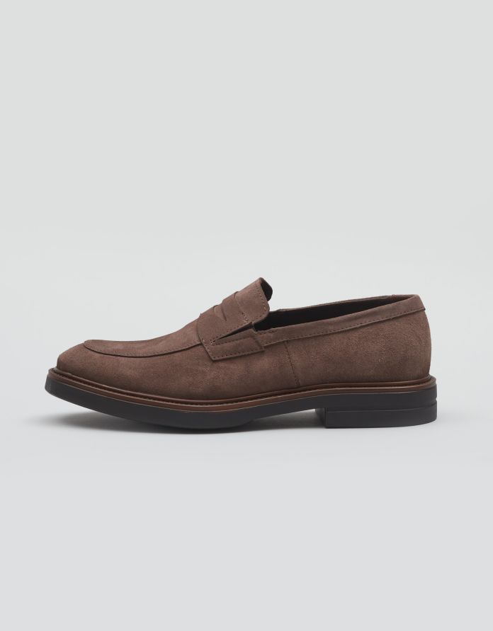 Beżowe (GI) buty penny loafers zamszowe D308