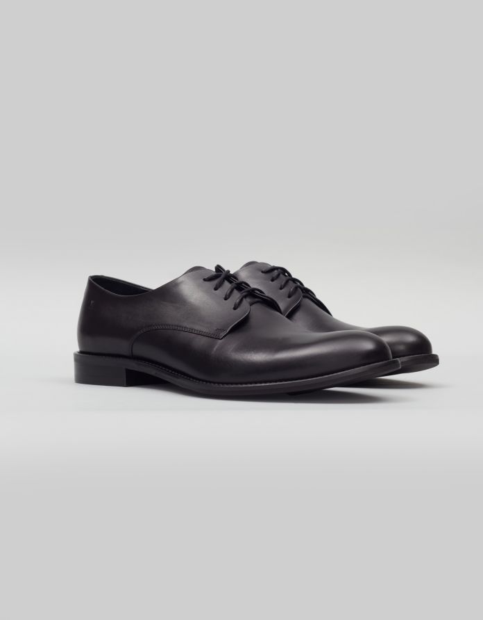 Czarne buty skórzane P005